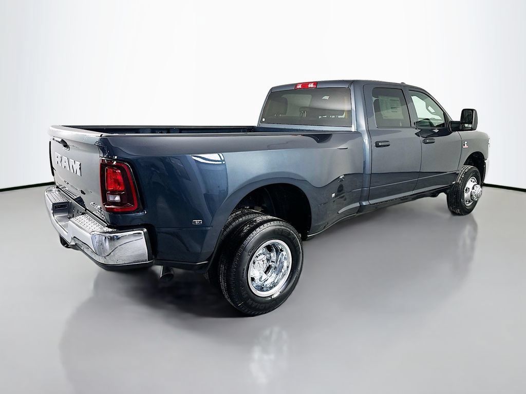 New 2026 RAM 3500 Tradesman w/ Chrome Appearance Group A AWD/4WD image 7