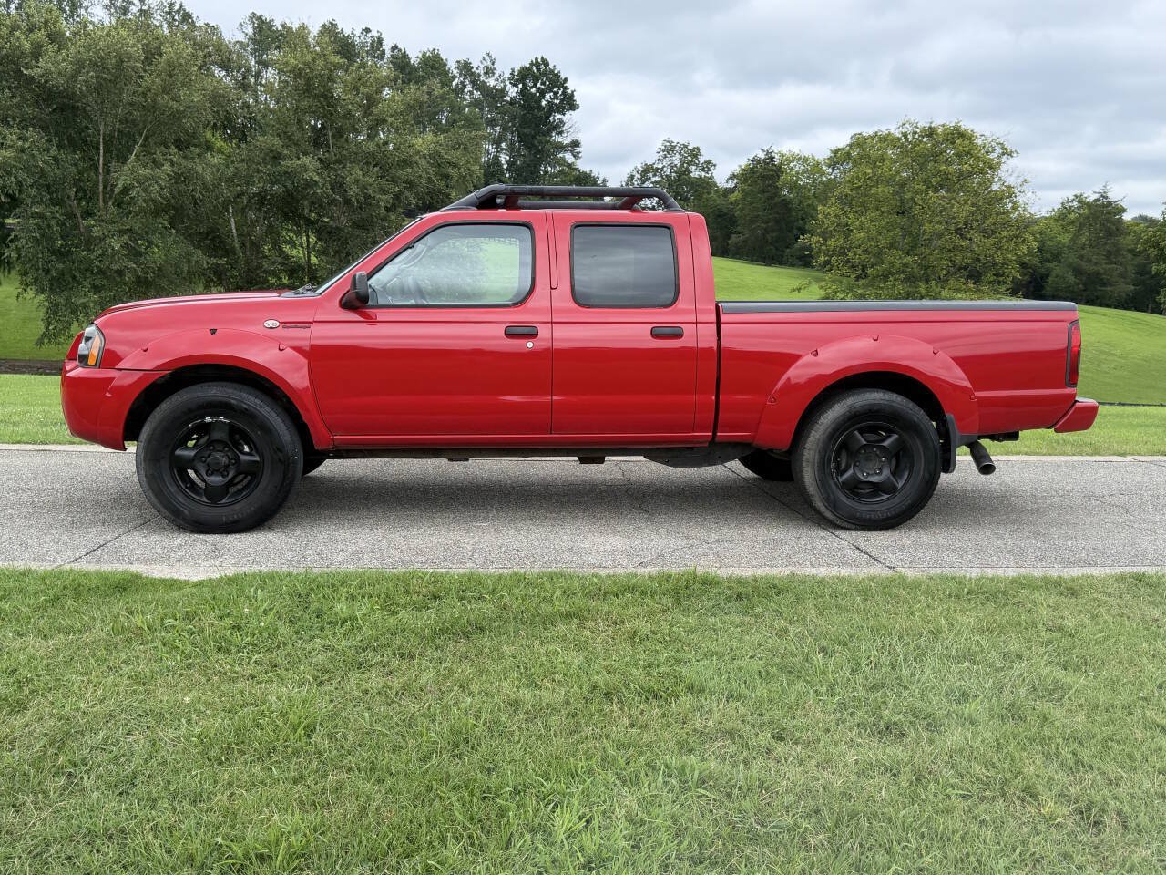 Used 2002 Nissan Frontier SVE AWD/4WD image 3
