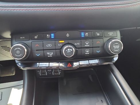 Used 2021 Dodge Durango R/T w/ Blacktop Package AWD/4WD image 35