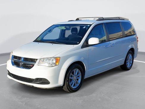 Used 2014 Dodge Grand Caravan SXT w/ Rear Park Assist Package image 1