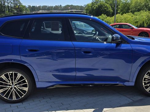 Certified 2025 BMW X1 xDrive28i w/ Technology Package AWD/4WD image 4