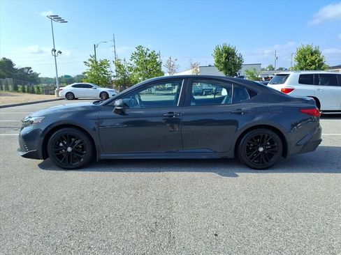 Certified 2025 Toyota Camry SE FWD image 8