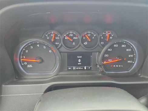 Used 2021 Chevrolet Silverado 1500 Custom Trail Boss w/ LPO, Dark Essentials Package image 16