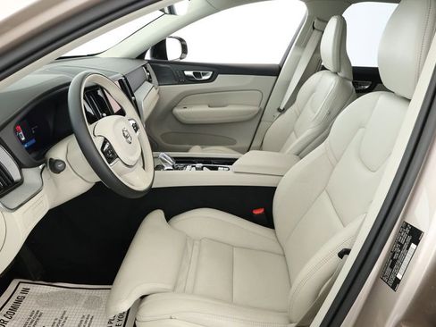 Used 2025 Volvo XC60 T8 Ultra w/ Protection Package Premier image 20