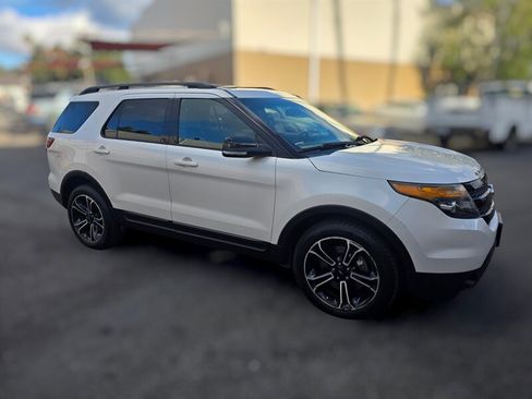 Used 2015 Ford Explorer Sport w/ Equipment Group 401A AWD/4WD image 5