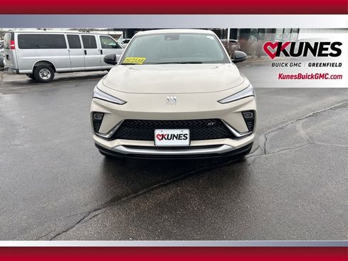 New 2026 Buick Envista Sport Touring w/ Studio Series image 13