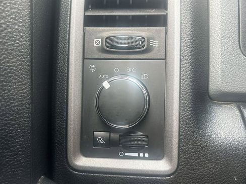 Used 2014 RAM 1500 Tradesman w/ Popular Equipment Group image 33