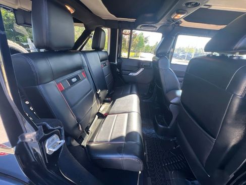 Used 2011 Jeep Wrangler Unlimited 70th Anniversary w/ Connectivity Group AWD/4WD image 35