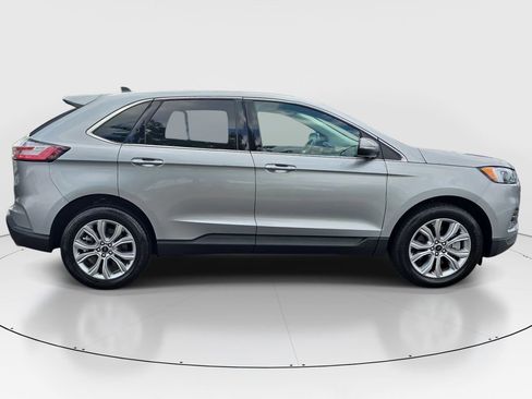 Used 2024 Ford Edge Titanium AWD/4WD image 4