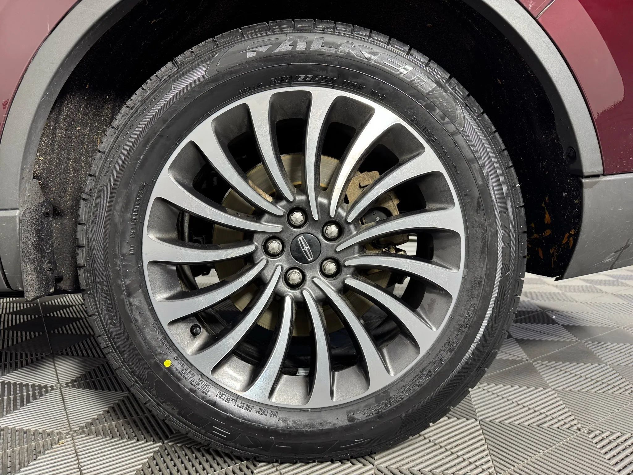 Used 2022 Lincoln Aviator Reserve w/ Elements Package Plus AWD/4WD image 51