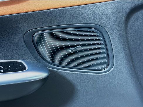 New 2025 Mercedes-Benz GLC 300 4MATIC image 21