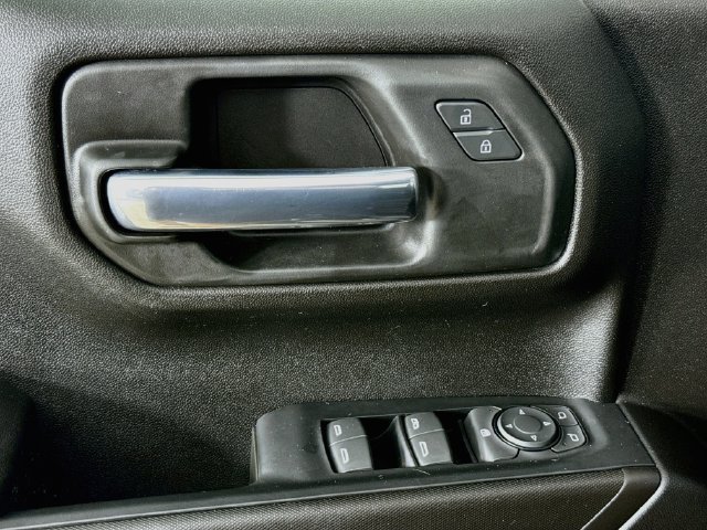 Used 2023 Chevrolet Silverado 1500 Custom w/ Rally Edition AWD/4WD image 19