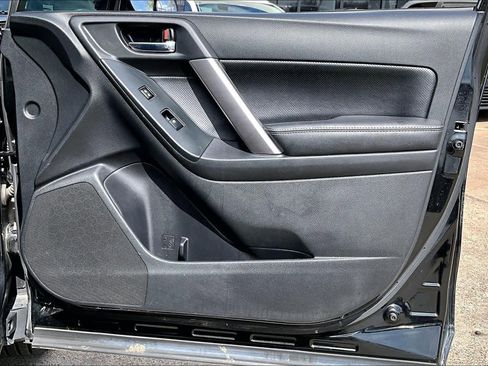 Used 2016 Subaru Forester 2.5i Limited w/ Protection Package #2 image 22