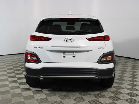 Used 2021 Hyundai Kona Limited w/ Cargo Package FWD image 5