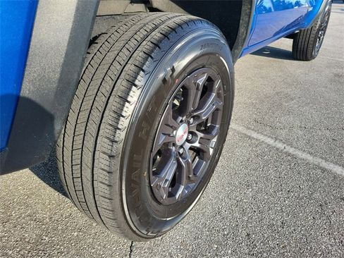 Used 2024 GMC Canyon Elevation w/ Convenience Package image 6