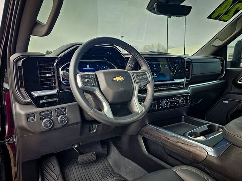 Certified 2024 Chevrolet Silverado 2500 LTZ w/ LTZ Convenience Package image 19