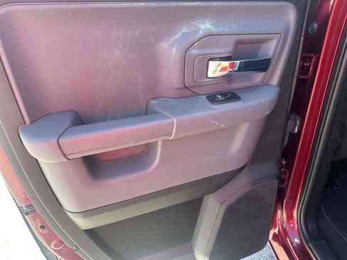 Used 2019 RAM 1500 Classic Warlock image 17