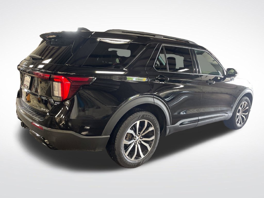 Used 2026 Ford Explorer ST-Line AWD/4WD image 5