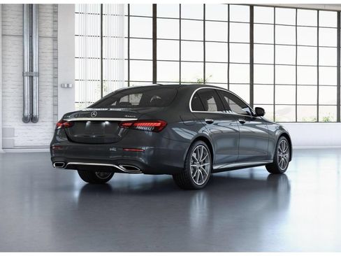Used 2023 Mercedes-Benz E 350 4MATIC Sedan image 23