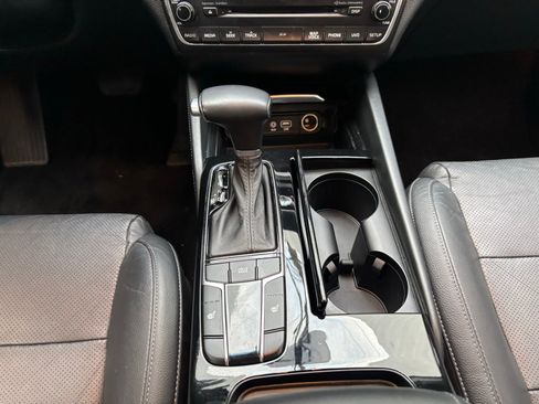 Used 2017 Kia Cadenza Premium w/ Luxury Package image 26