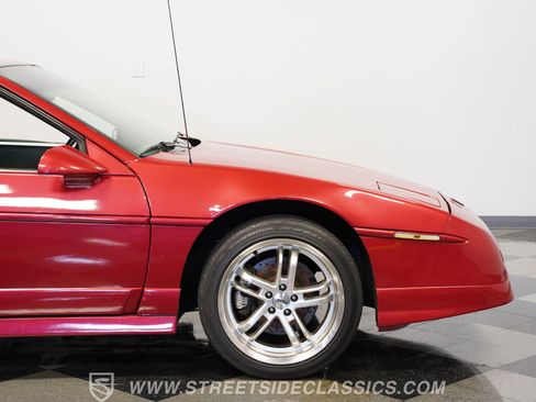 Used 1987 Pontiac Fiero GT RWD image 31