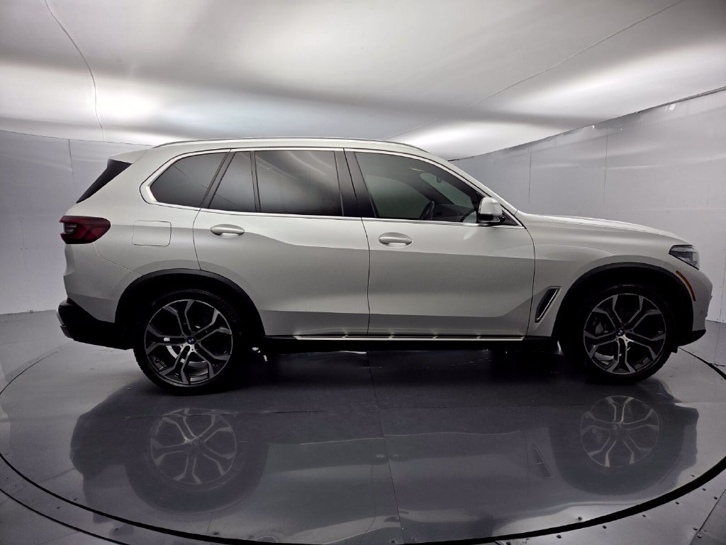 Used 2021 BMW X5 sDrive40i w/ Premium Package RWD image 10