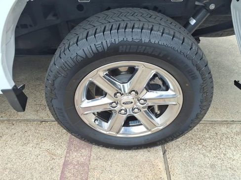 Used 2025 Ford F150 XLT w/ Equipment Group 301A Standard RWD image 19