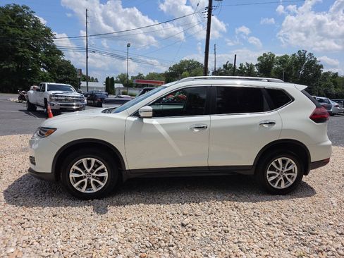 Used 2019 Nissan Rogue S w/ Special Edition Package AWD/4WD image 3