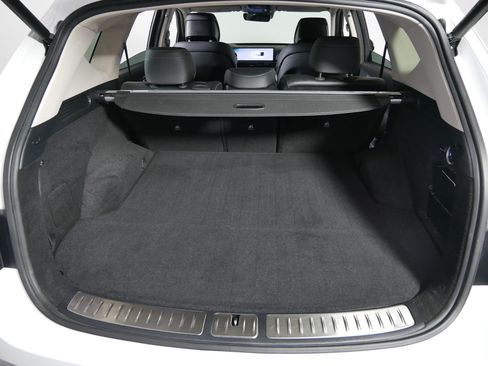 Certified 2025 Genesis GV80 2.5T Standard AWD/4WD image 18