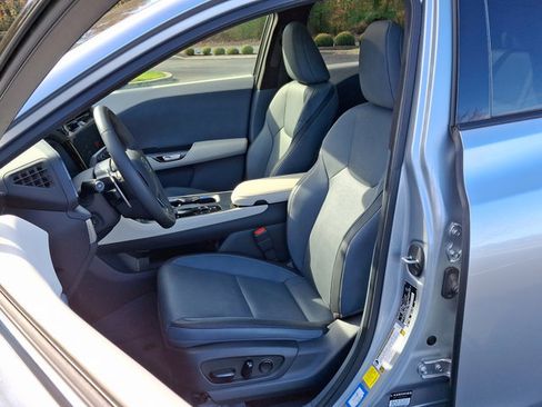 Used 2023 Lexus RZ 450e Premium image 13