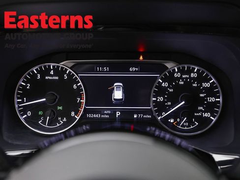 Used 2022 Nissan Pathfinder SL AWD/4WD image 17