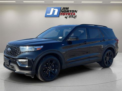 Used 2023 Ford Explorer ST-Line image 1