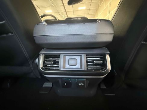 Used 2022 Ford F150 XLT w/ Equipment Group 302A High AWD/4WD image 25
