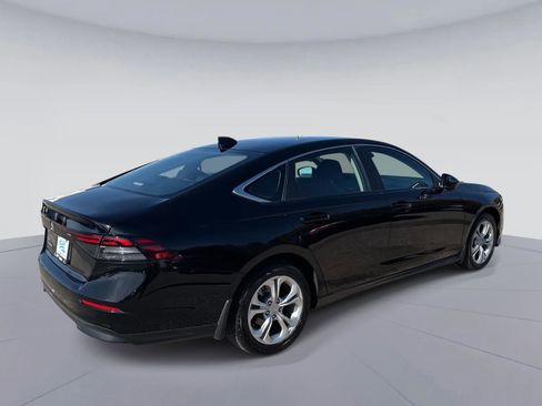 Certified 2023 Honda Accord LX image 4