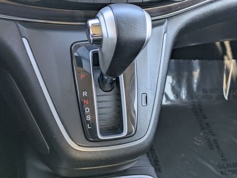 Used 2016 Honda CR-V EX-L image 17