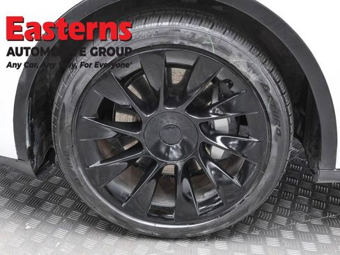 Used 2021 Tesla Model Y Long Range image 29