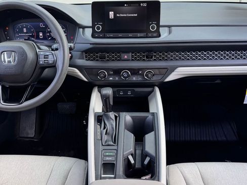 Used 2024 Honda Accord LX image 3