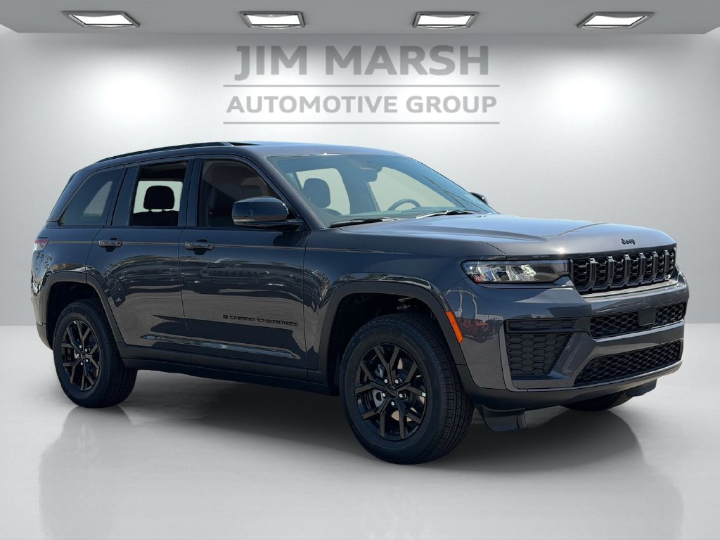 New 2026 Jeep Grand Cherokee Altitude RWD image 8
