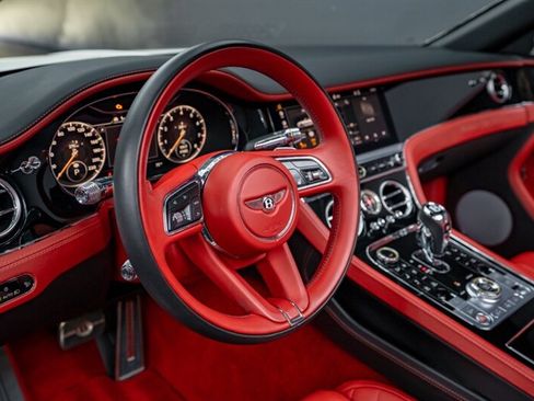 Used 2022 Bentley Continental GT AWD/4WD image 38
