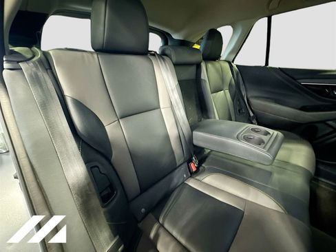Used 2024 Subaru Outback Onyx Edition image 30