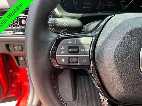 Used 2025 Honda Civic Sport image 11