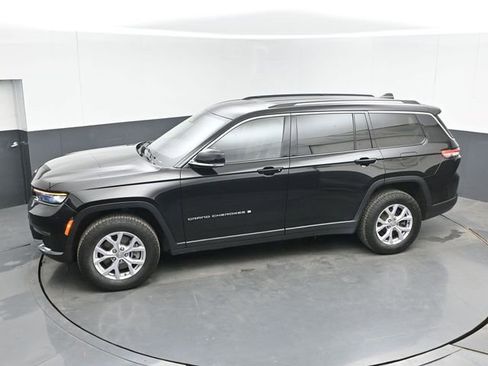 Used 2021 Jeep Grand Cherokee L Limited AWD/4WD image 39