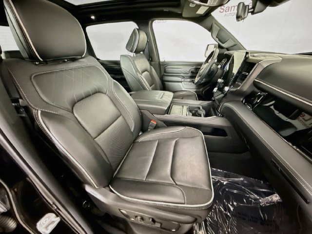 Used 2025 RAM 1500 Limited AWD/4WD image 28