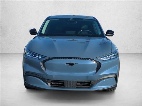 Used 2023 Ford Mustang Mach-E Select RWD image 2