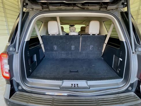 Used 2024 Ford Expedition Max Limited image 19