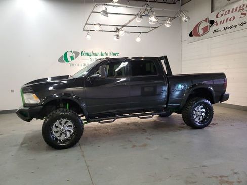 Used 2016 RAM 2500 Tradesman w/ Chrome Appearance Group image 3