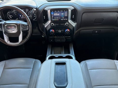 Used 2021 GMC Sierra 1500 SLT image 17