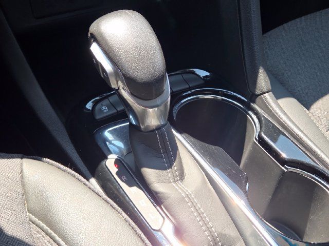 Used 2023 Buick Encore GX Preferred FWD image 25