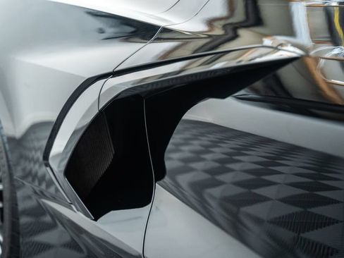 Used 2024 Chevrolet Corvette Stingray Preferred Conv w/ Z51 Performance Package RWD image 19