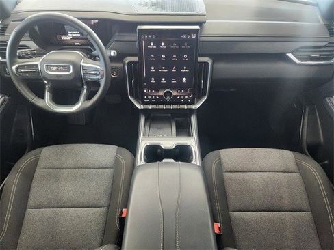 Certified 2025 GMC Acadia Elevation image 11